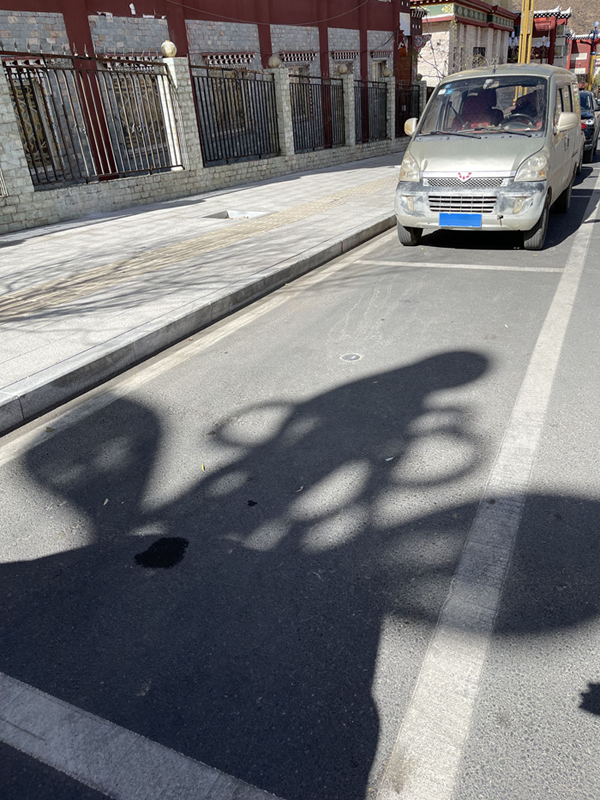 老舊停車(chē)場(chǎng)升級(jí)手機(jī)下單智能停車(chē)APP小程序軟硬件開(kāi)發(fā)